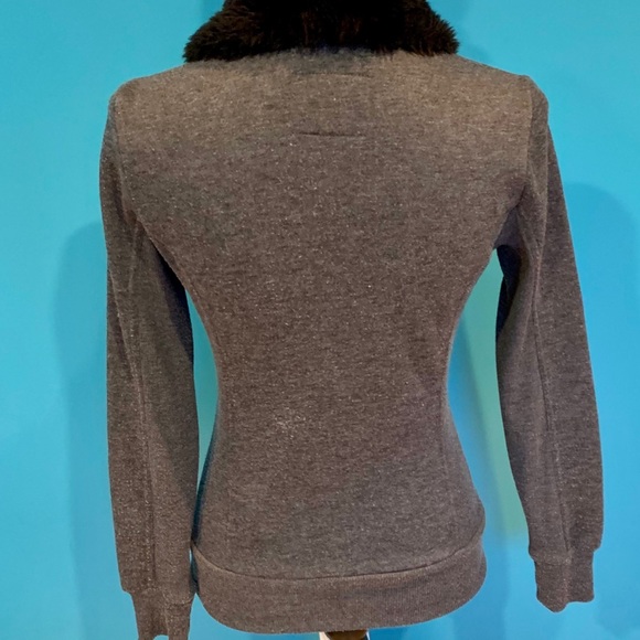 Guess zip up shirt - Picture 3 of 4